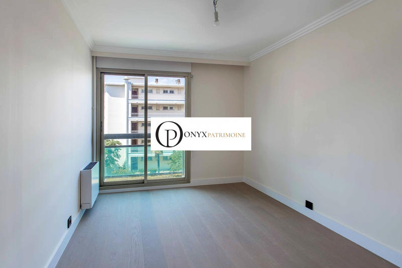 Appartement - 95 m² - 4 pièces