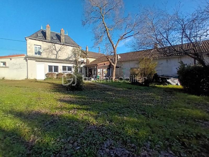 Maison en pierre - 163 m² - 7 pièces
