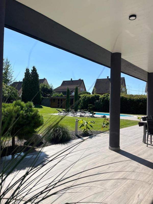 Maison - 250 m² - 6 pièces