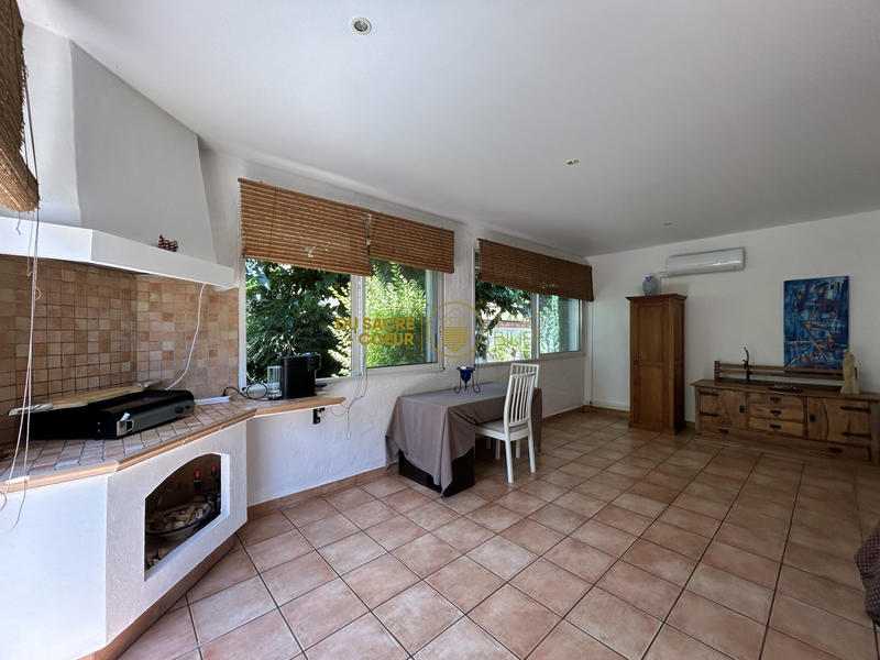 Villa - 230 m² - 7 pièces