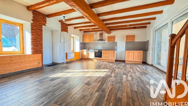 Maison - 84 m² - 5 pièces