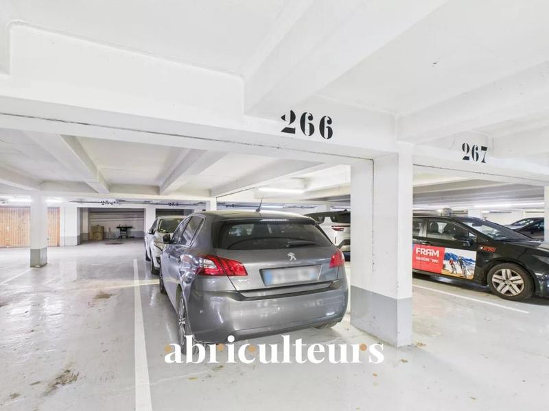 Appartement - 86 m² - 4 pièces