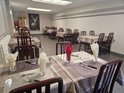 Fonds de commerce - Magasins - 157 m²