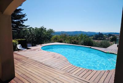 Villa - 220 m² - 7 pièces