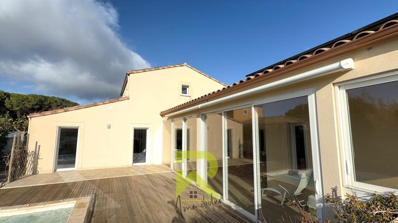 Villa - 220 m² - 7 pièces