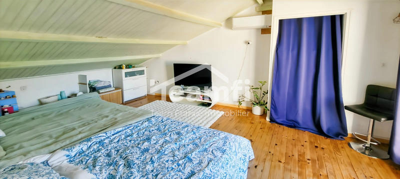 Maison - 157 m² - 7 pièces