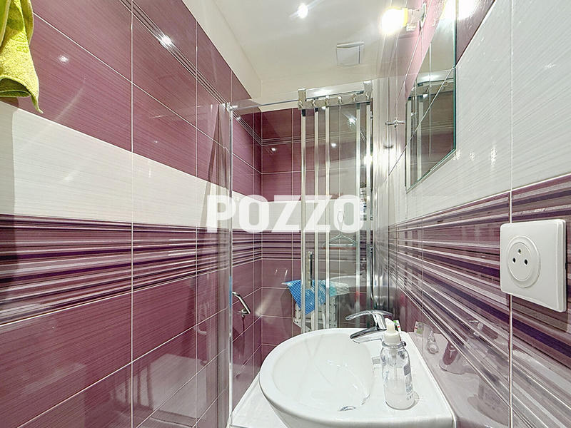 Maison - 170 m² - 10 pièces