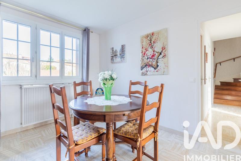 Maison - 140 m² - 6 pièces