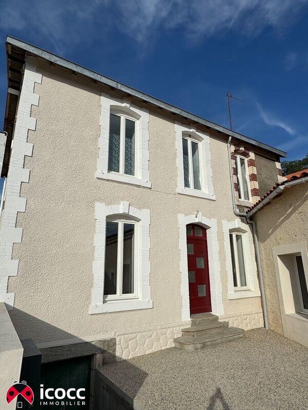 Maison de ville - 77 m² - 4 pièces