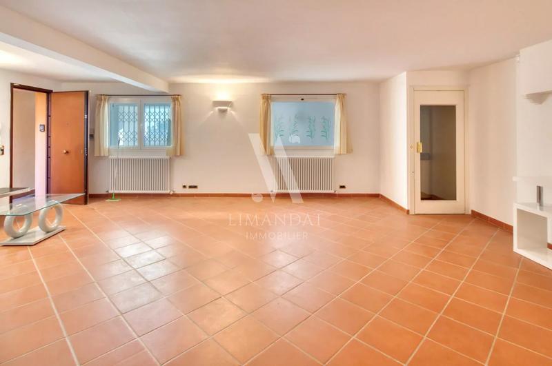 Villa - 165 m² - 6 pièces