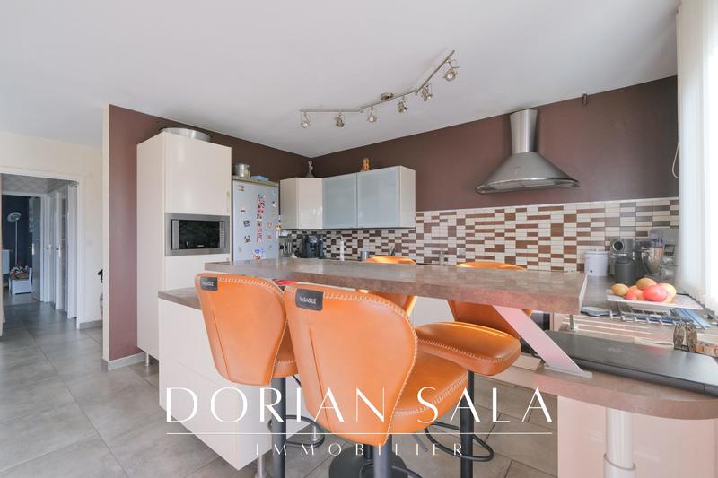 Appartement - 81 m² - 4 pièces