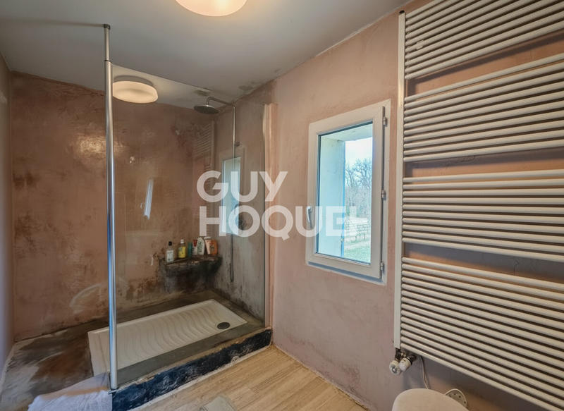 Maison - 209 m² - 8 pièces