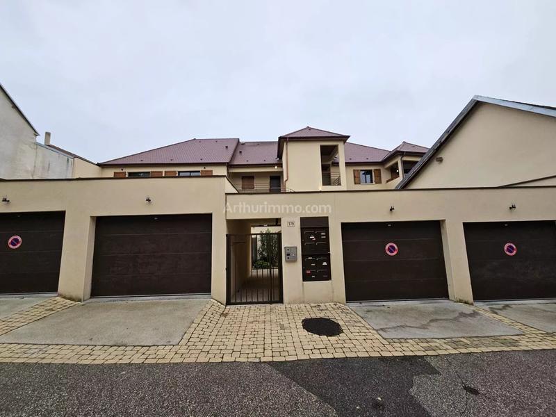 Appartement - 85 m² - 3 pièces