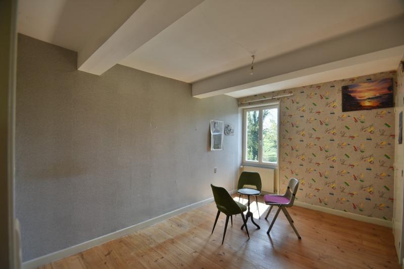 Maison - 181 m² - 7 pièces