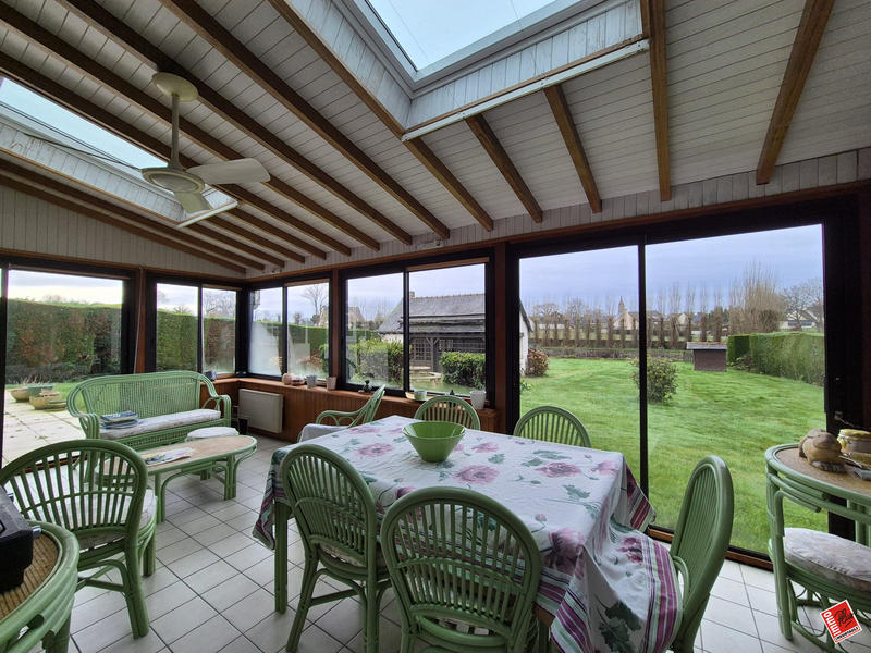 Maison traditionnelle - 188 m² - 10 pièces