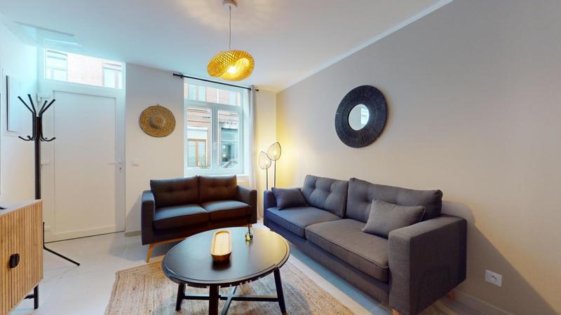 Maison - 92 m² - 6 pièces