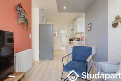 Chambre - 8 m² - 1 pièce