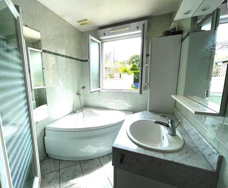 Maison - 81 m² - 4 pièces