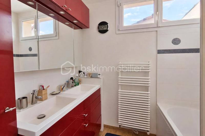 Maison - 125 m² - 6 pièces