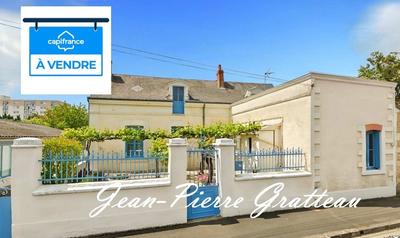 Maison - 94 m² - 8 pièces