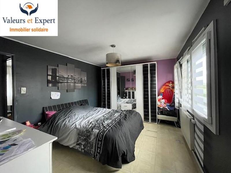 Maison traditionnelle - 190 m² - 7 pièces