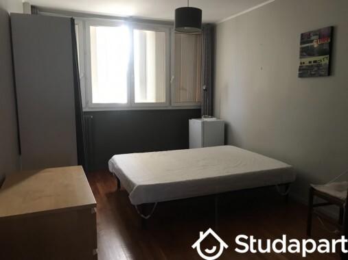 Chambre - 12 m² - 1 pièce