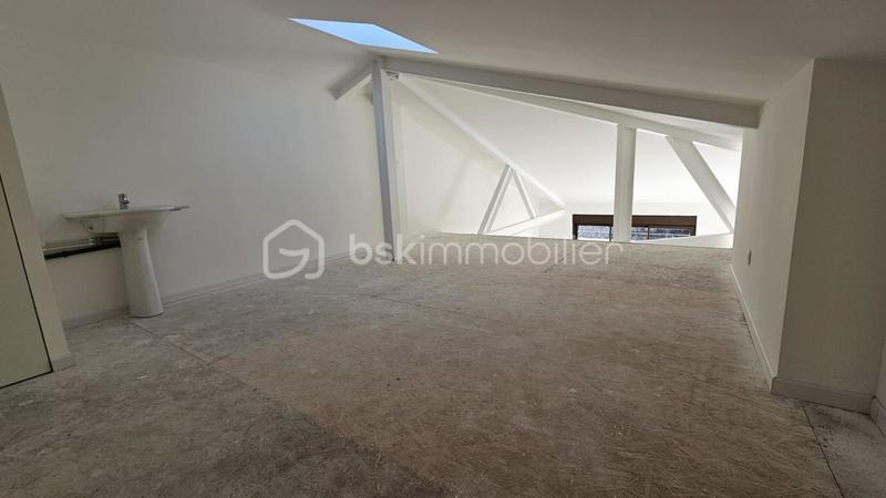 Appartement - 79 m² - 3 pièces