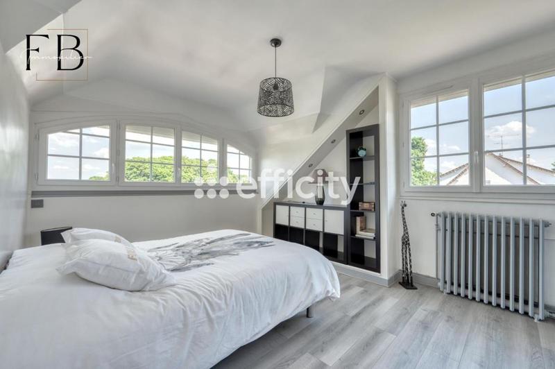 Maison - 150 m² - 7 pièces