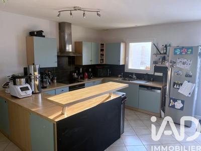 Maison - 140 m² - 6 pièces