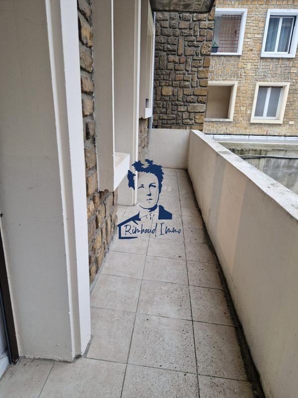 Appartement - 90 m² - 3 pièces