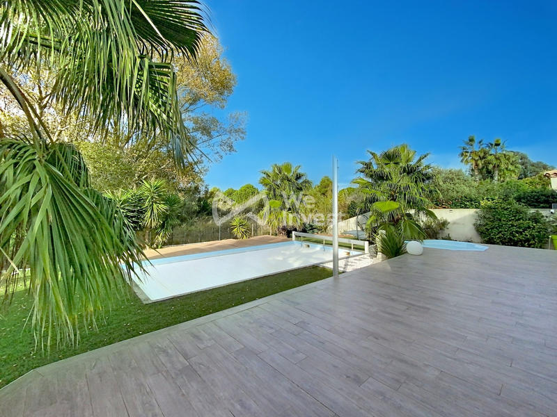 Villa - 180 m² - 7 pièces