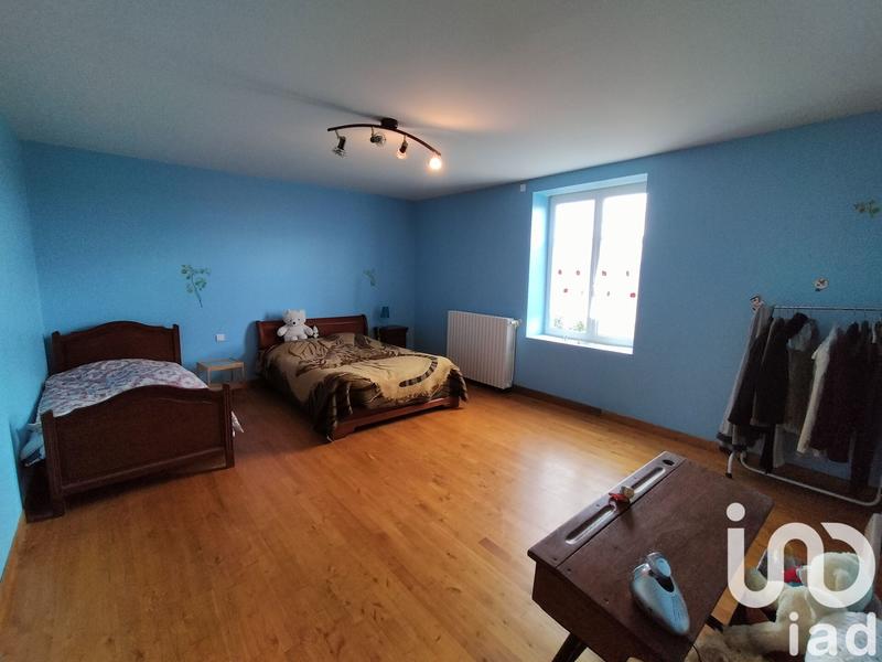 Maison de campagne - 250 m² - 7 pièces