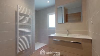 Maison - 80 m² - 4 pièces