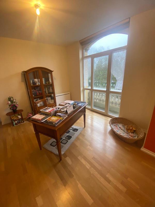 Appartement - 148 m² - 5 pièces