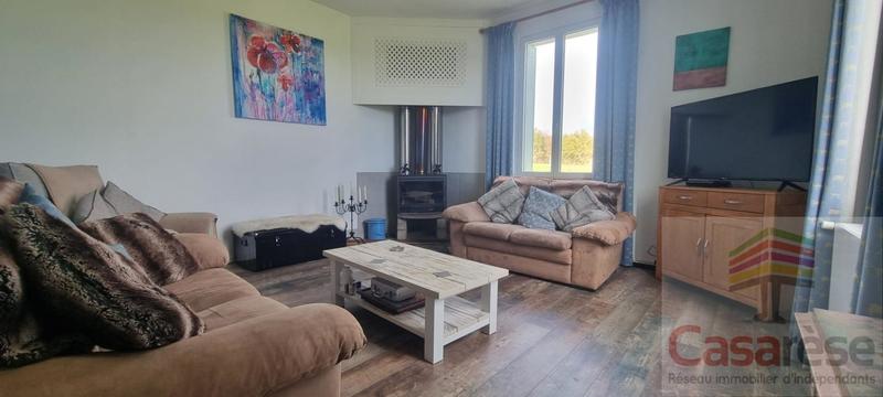 Demeure - 220 m² - 7 pièces