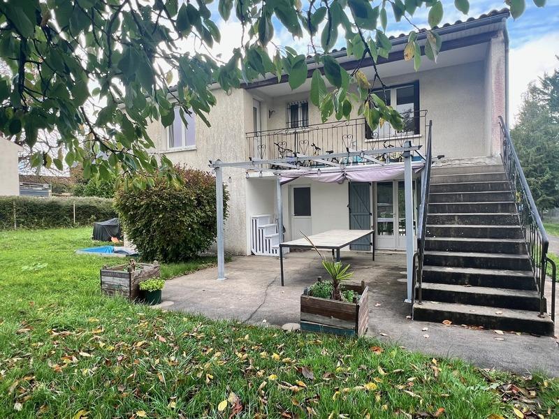 Maison - 101 m² - 7 pièces