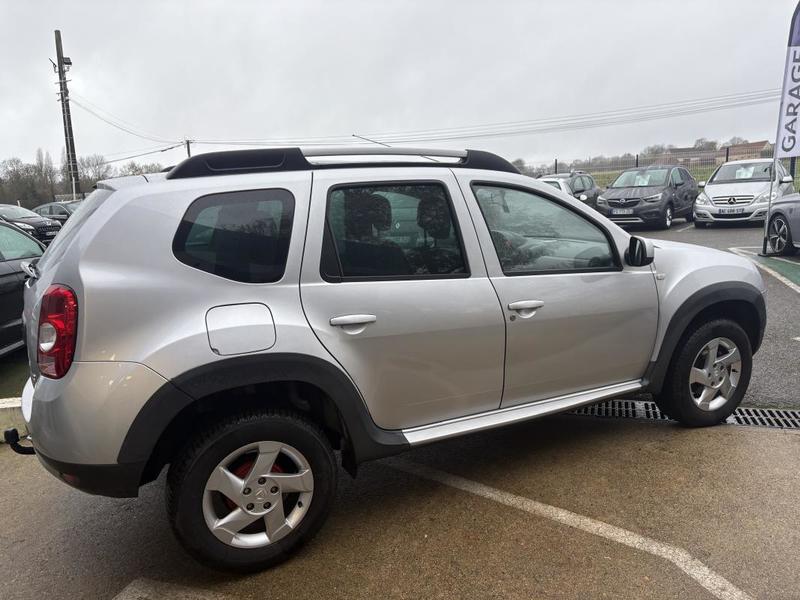 Dacia Duster 1.5 Dci 110 Cv Laureate + Attelage