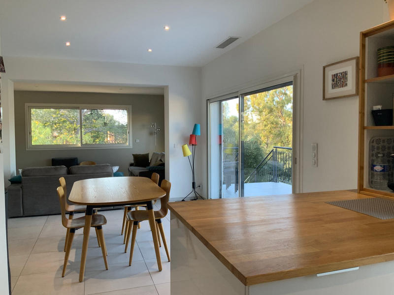 Maison contemporaine - 188 m² - 12 pièces