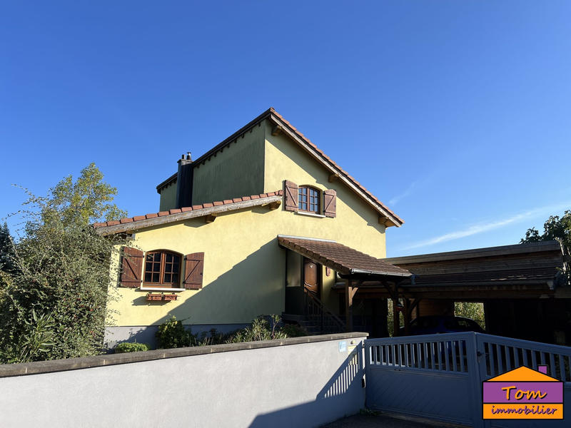 Maison - 200 m² - 6 pièces