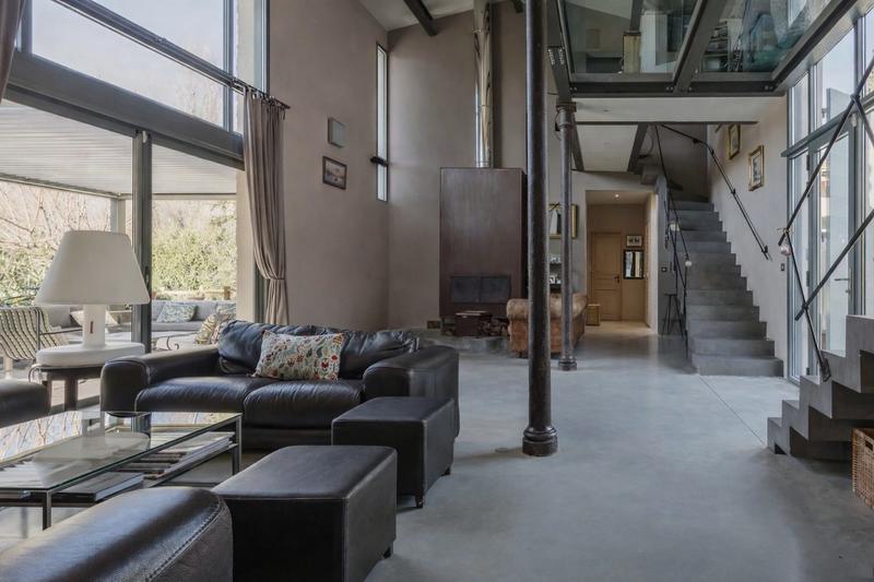 Maison contemporaine - 249 m² - 5 pièces