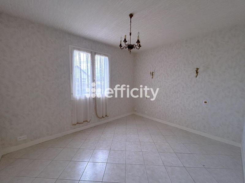 Maison - 111 m² - 5 pièces