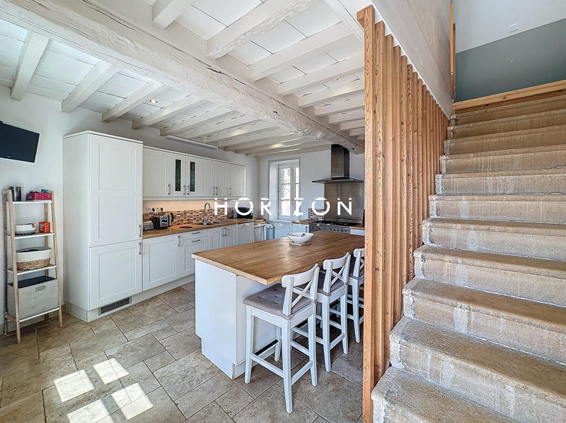 Maison ancienne - 157 m² - 7 pièces