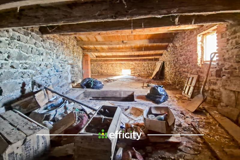 Maison - 300 m² - 3 pièces