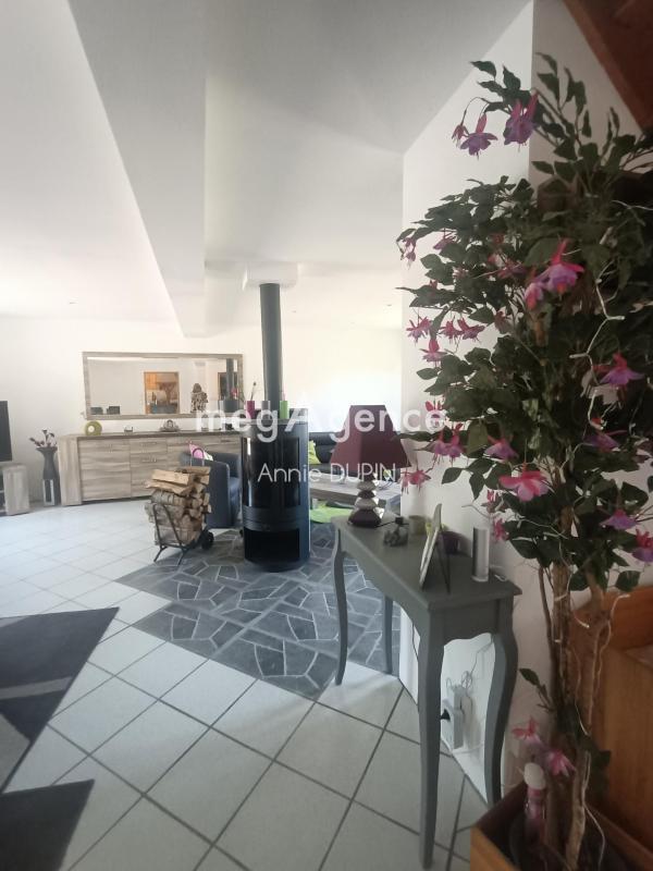 Maison ancienne - 171 m² - 7 pièces