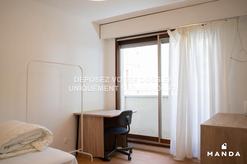 Chambre - 10 m² - 4 pièces