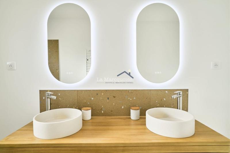 Maison - 226 m² - 6 pièces