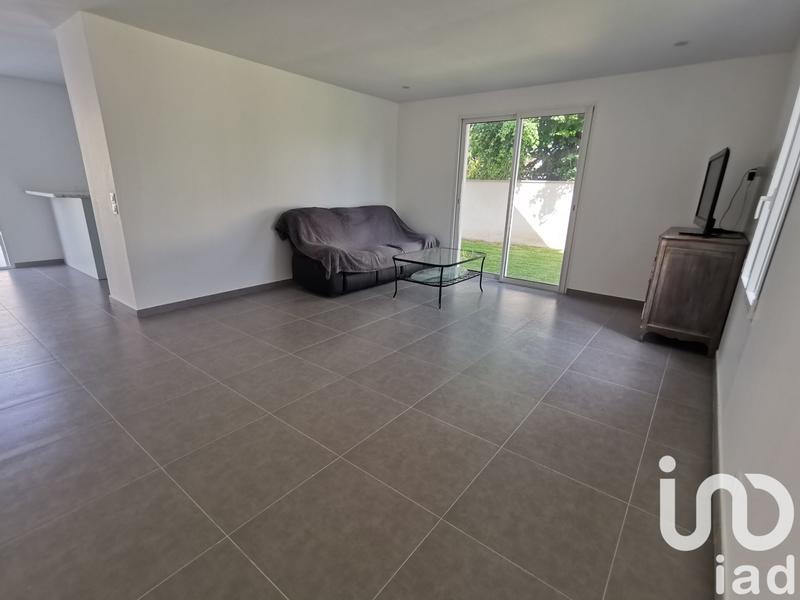 Maison - 225 m² - 9 pièces