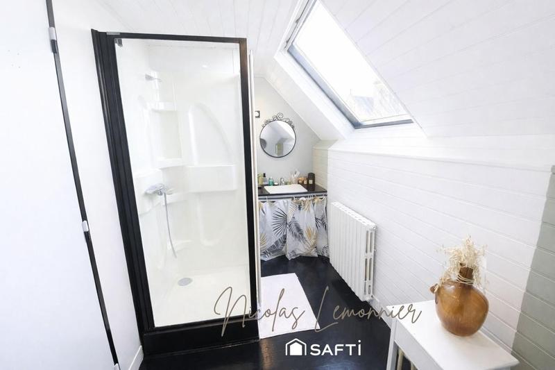 Maison - 128 m² - 7 pièces