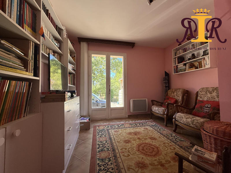 Maison traditionnelle - 169 m² - 7 pièces