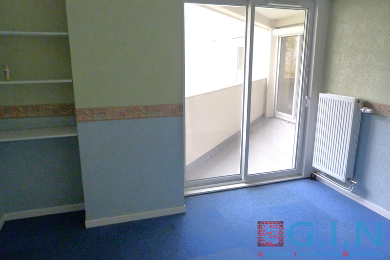 Appartement - 98 m² - 5 pièces